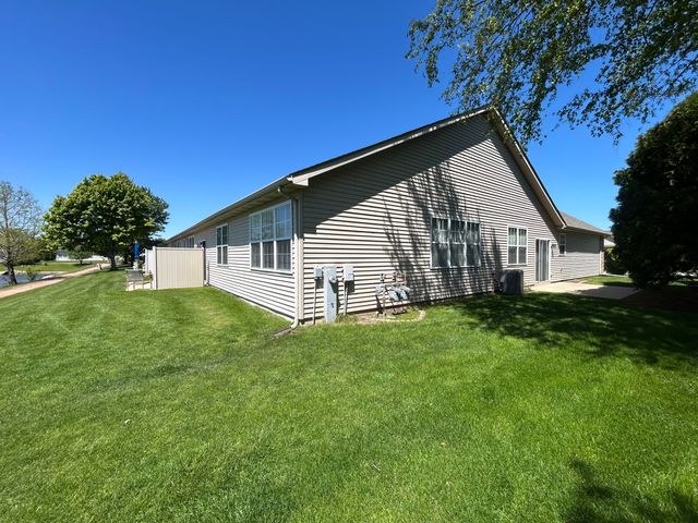 1261 Bluebell Trail, Schererville, IN 46375