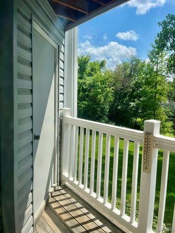 1942 Marine Terrace Drive F, St Louis, MO 63146