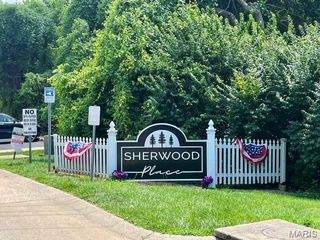 1942 Marine Terrace Drive F, St Louis, MO 63146