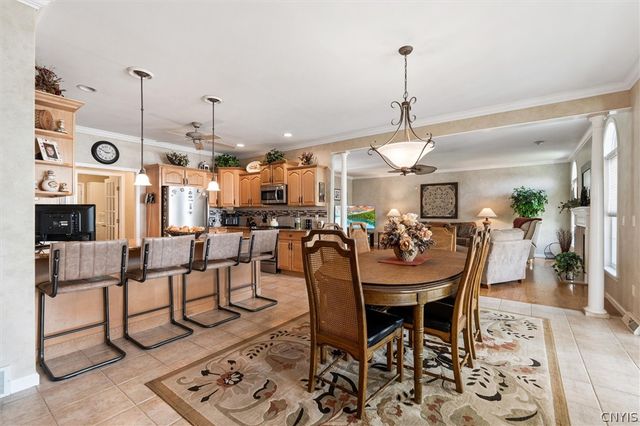 132 Lorian Drive, Salina, NY 13212