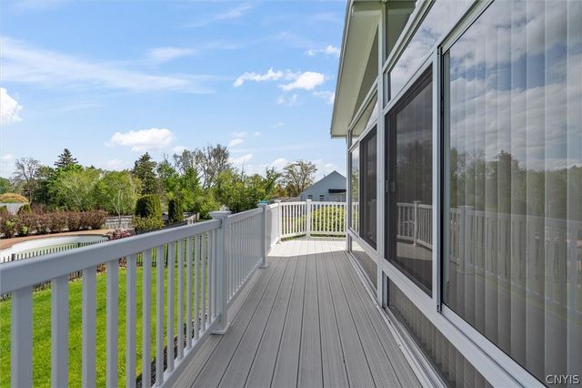 132 Lorian Drive, Salina, NY 13212