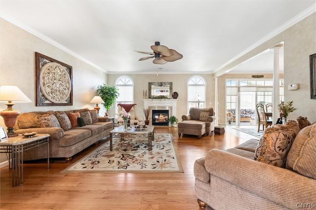 132 Lorian Drive, Salina, NY 13212