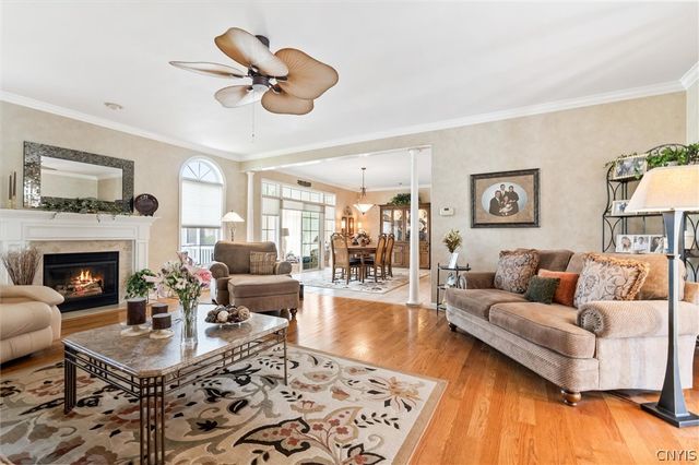 132 Lorian Drive, Salina, NY 13212
