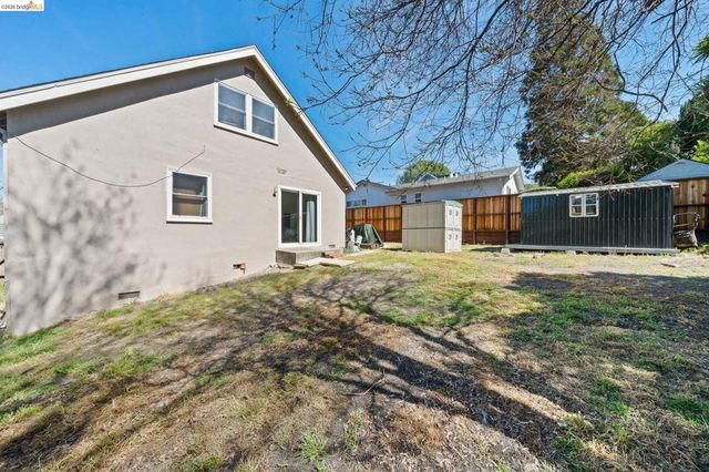 2410 Colusa, Pinole, CA 94564