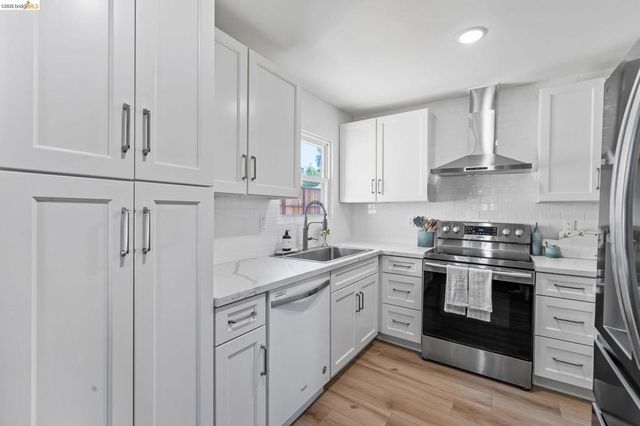 2410 Colusa, Pinole, CA 94564