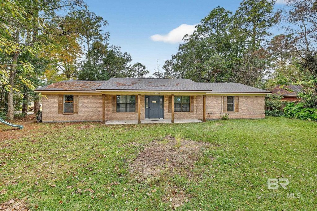 21895 2nd Street, Silverhill, AL 36576
