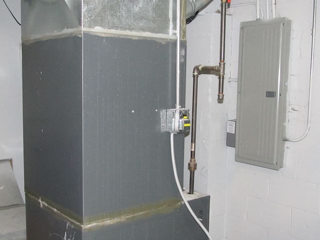 2926 11th Street, Rock Island, IL 61201