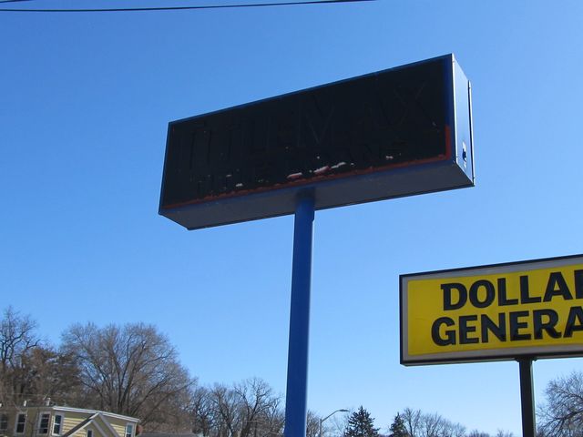 2926 11th Street, Rock Island, IL 61201