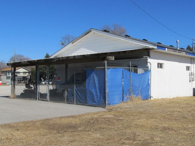 2926 11th Street, Rock Island, IL 61201