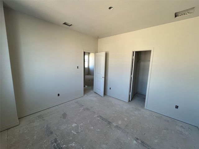 201 Woodrow LN, Liberty Hill, TX 78642