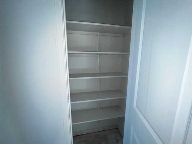 201 Woodrow LN, Liberty Hill, TX 78642