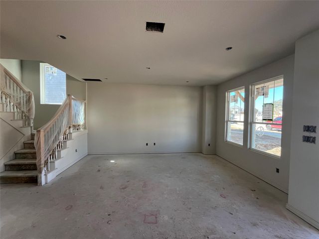 201 Woodrow LN, Liberty Hill, TX 78642