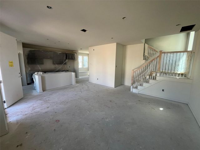 201 Woodrow LN, Liberty Hill, TX 78642