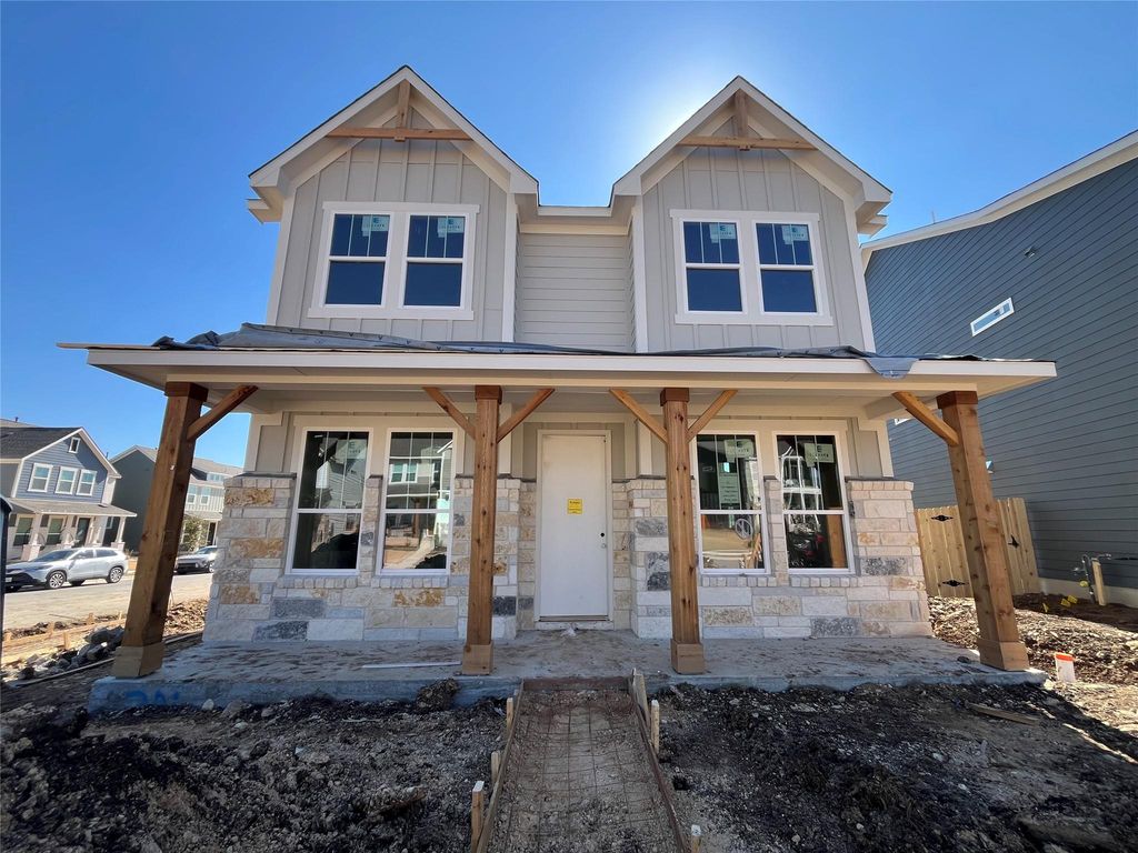 201 Woodrow LN, Liberty Hill, TX 78642