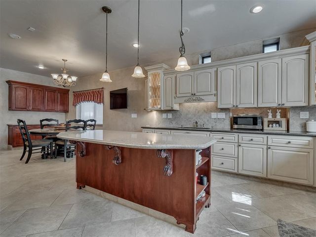 715 NW 45th Street, Oklahoma City, OK 73118