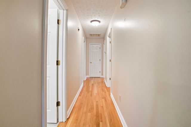 150 Meadow Point Drive, Somerset, KY 42503