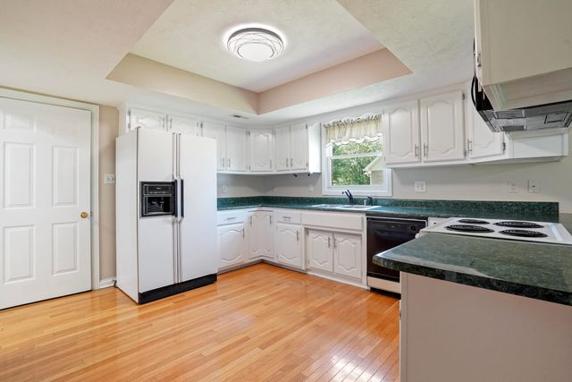 150 Meadow Point Drive, Somerset, KY 42503
