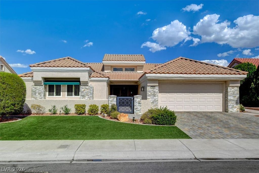 2900 Golfside Drive, Las Vegas, NV 89134 — exterior