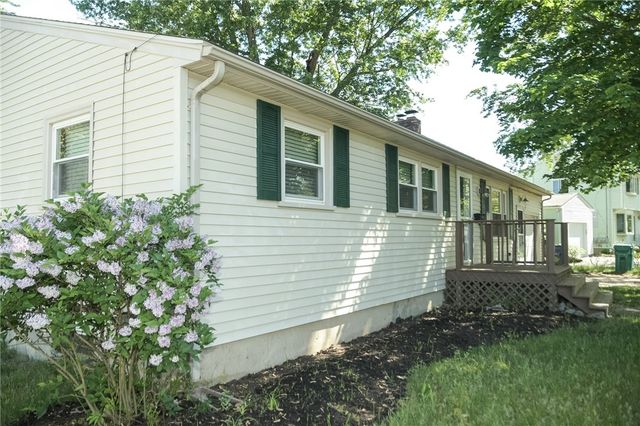 23 Perkins Street, Warwick, RI 02886