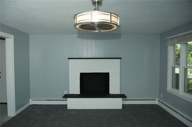23 Perkins Street, Warwick, RI 02886