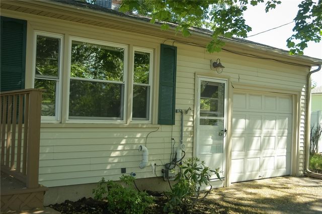 23 Perkins Street, Warwick, RI 02886