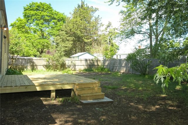 23 Perkins Street, Warwick, RI 02886