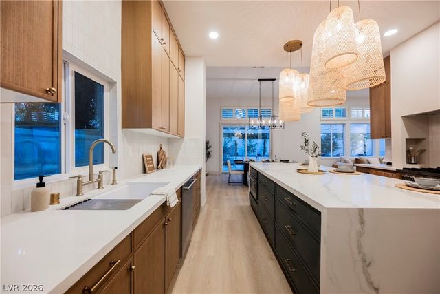 925 Granger Farm Way, Las Vegas, NV 89145