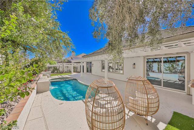 925 Granger Farm Way, Las Vegas, NV 89145