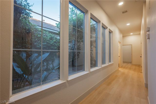 925 Granger Farm Way, Las Vegas, NV 89145