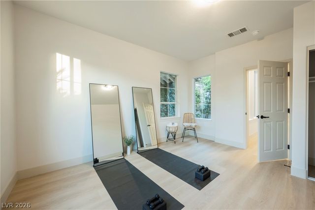 925 Granger Farm Way, Las Vegas, NV 89145