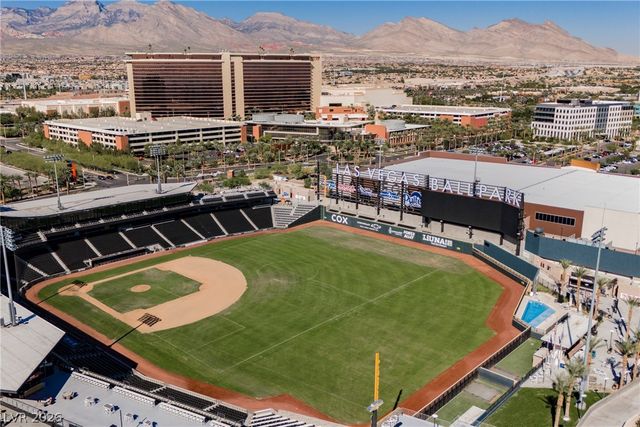 925 Granger Farm Way, Las Vegas, NV 89145