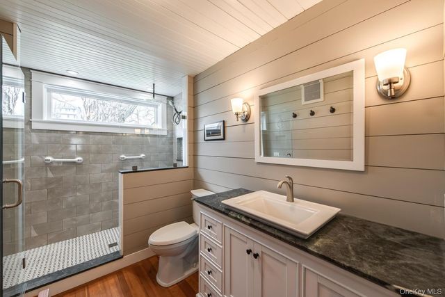 949 Freedom Road, Pleasant Valley, NY 12569