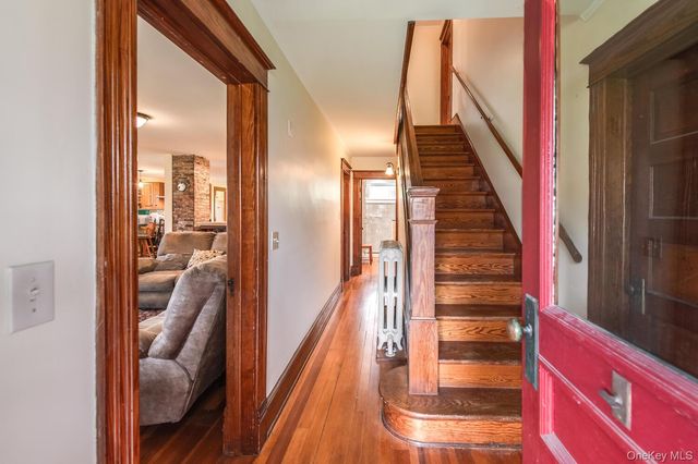 949 Freedom Road, Pleasant Valley, NY 12569