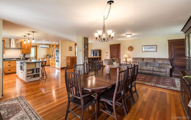 949 Freedom Road, Pleasant Valley, NY 12569
