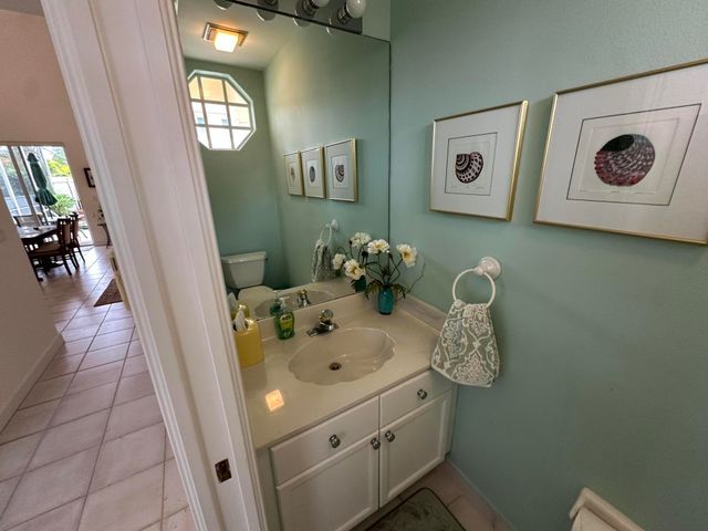 77 Spyglass Way N, Palm Beach Gardens, FL 33418