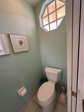 77 Spyglass Way N, Palm Beach Gardens, FL 33418