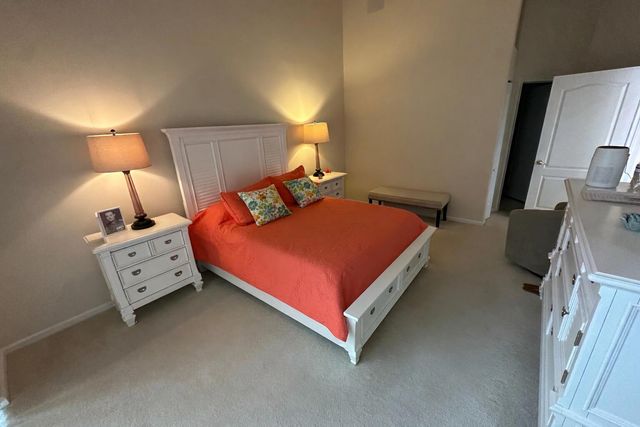 77 Spyglass Way N, Palm Beach Gardens, FL 33418