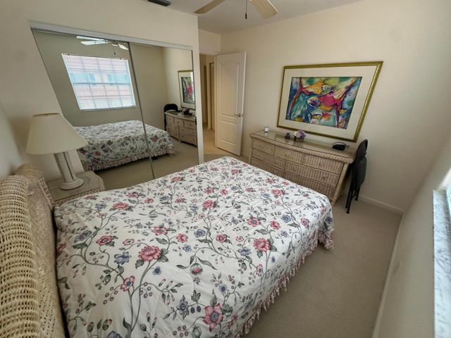 77 Spyglass Way N, Palm Beach Gardens, FL 33418