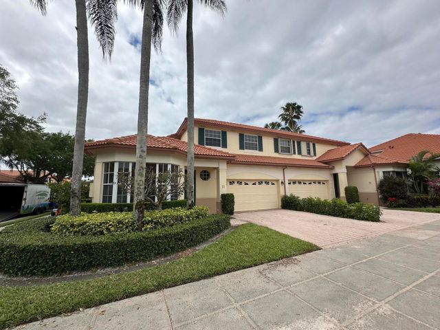 77 Spyglass Way N, Palm Beach Gardens, FL 33418