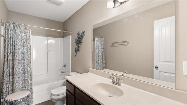 2735 Southwinds Circle, Sevierville, TN 37876