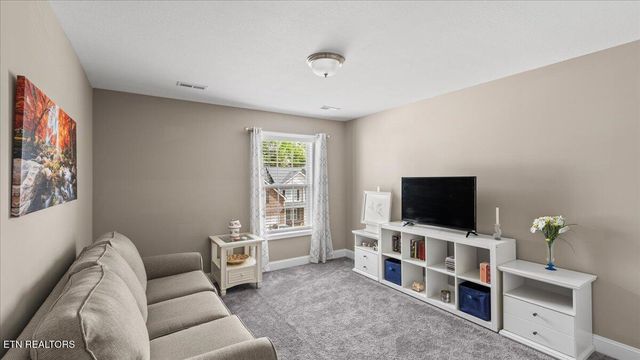 2735 Southwinds Circle, Sevierville, TN 37876