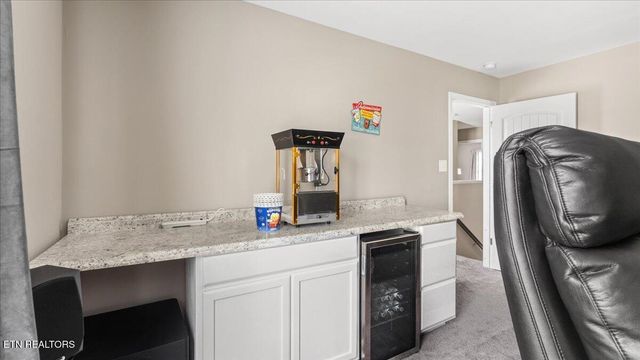 2735 Southwinds Circle, Sevierville, TN 37876