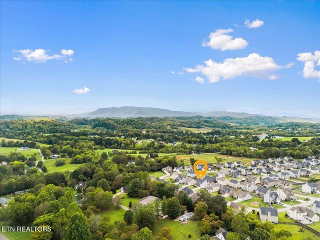 2735 Southwinds Circle, Sevierville, TN 37876