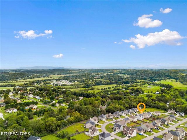 2735 Southwinds Circle, Sevierville, TN 37876