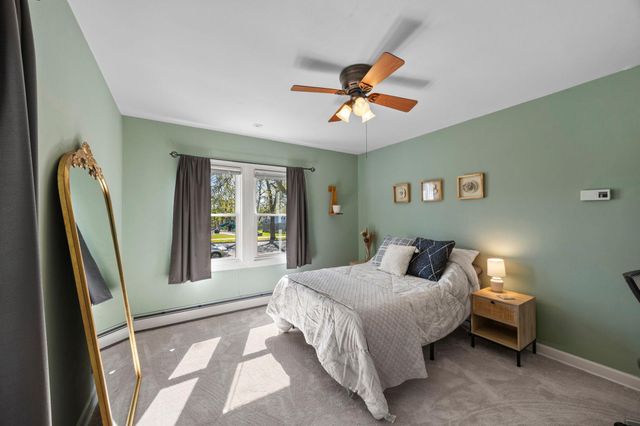 1033 Smith Avenue S, West Saint Paul, MN 55118