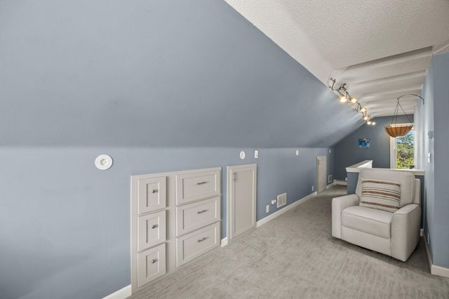 1033 Smith Avenue S, West Saint Paul, MN 55118