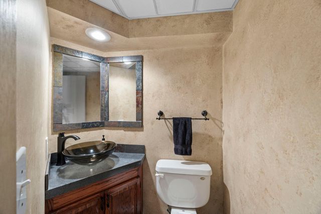 1033 Smith Avenue S, West Saint Paul, MN 55118