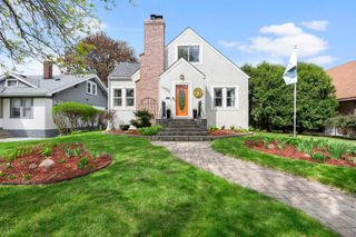1033 Smith Avenue S, West Saint Paul, MN 55118