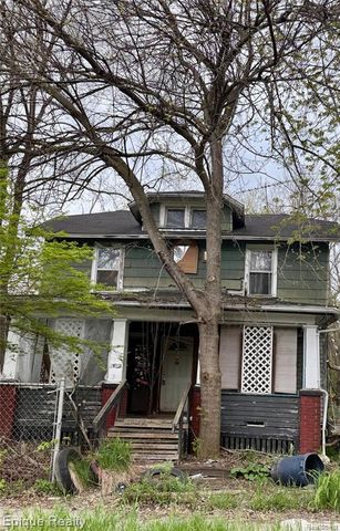 2105 Arlington Avenue, Flint, MI 48506