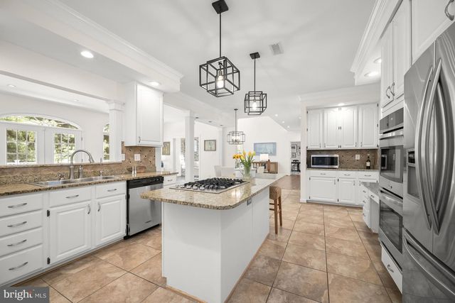 17422 AVENLEIGH DR, Ashton, MD 20861